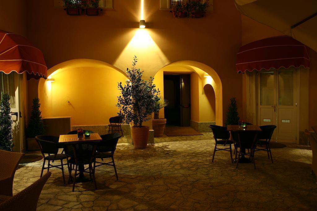San Leucio Resort Caserta Bagian luar foto