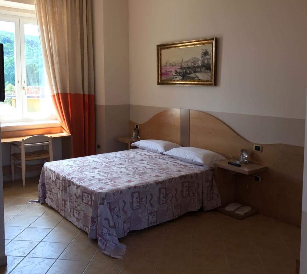 San Leucio Resort Caserta Bagian luar foto