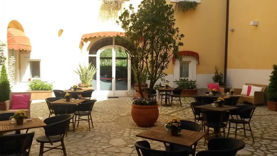San Leucio Resort Caserta Bagian luar foto